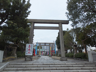 婚活縁起担ぎ、浅草名所七福神「石浜神社」幸福長寿・福徳智慧の神様、寿老人様がお祀りされています。