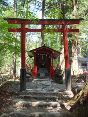 大人 婚活 日光デート 滝尾神社　ハイキング